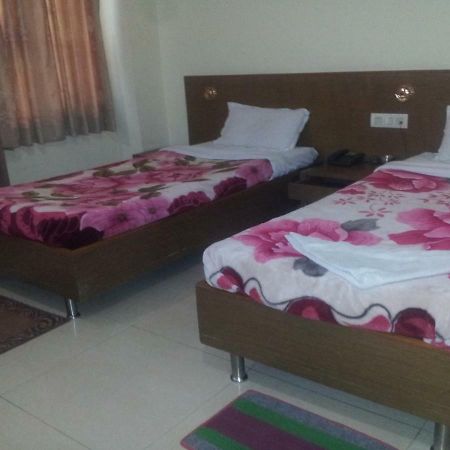 Hotel Brindavan Guwahati Bagian luar foto