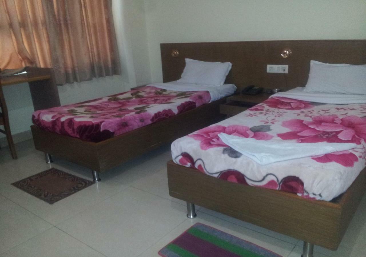 Hotel Brindavan Guwahati Bagian luar foto