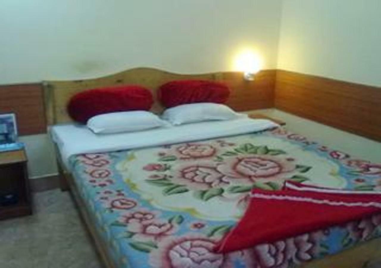 Hotel Brindavan Guwahati Bagian luar foto