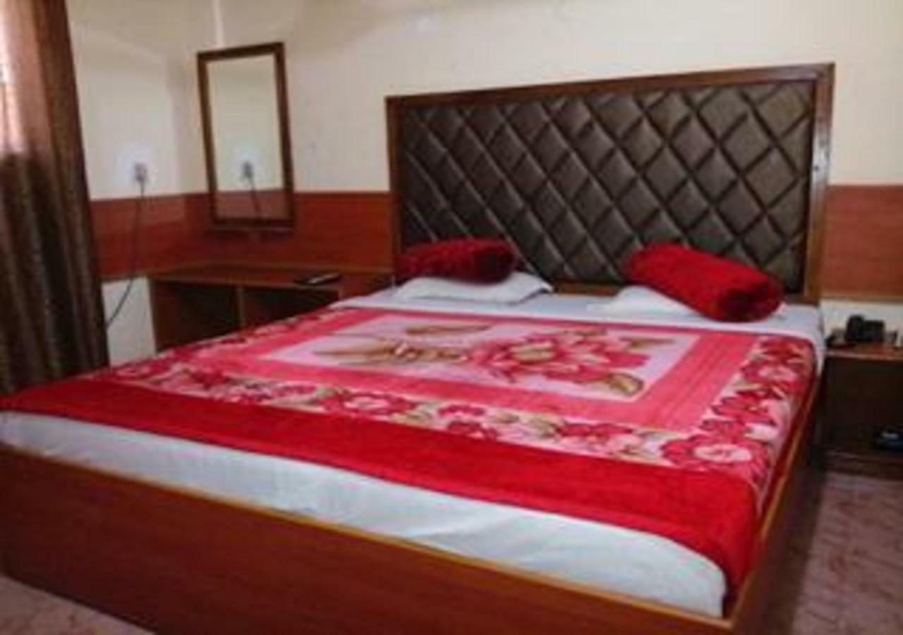 Hotel Brindavan Guwahati Bagian luar foto