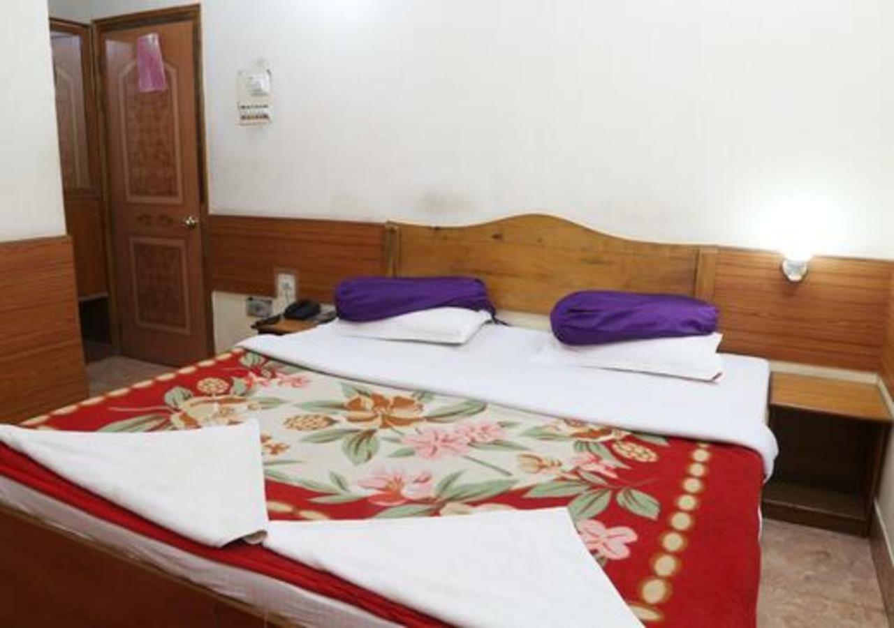 Hotel Brindavan Guwahati Bagian luar foto